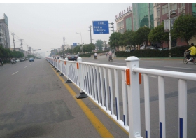 武汉市市政道路护栏工程